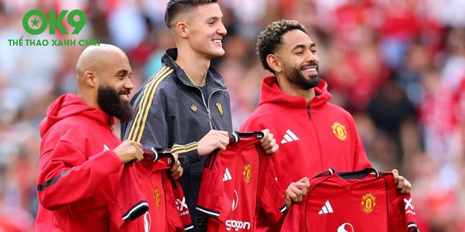 MU Đỉnh Cao: Liverpool & Arsenal Hoàn Toàn Bị "Lu Mờ"