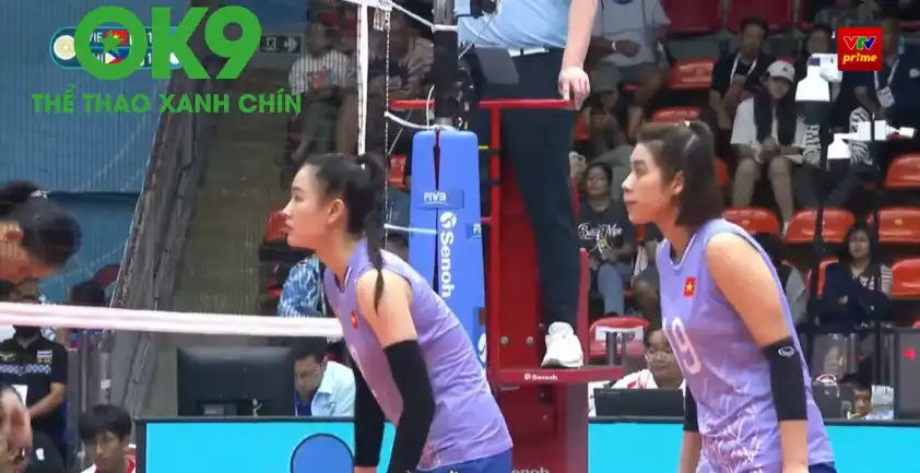 Kim Thanh và các đồng đội giải quyết đối thủ chỉ trong 3 set. Ảnh chụp màn hình